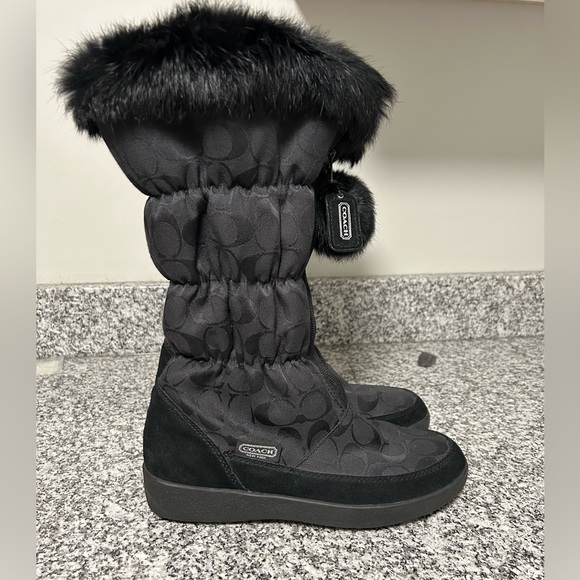 NEW! Authentic COACH THEONA signature black boot with rabbit fur trim. - Picture 2 of 8